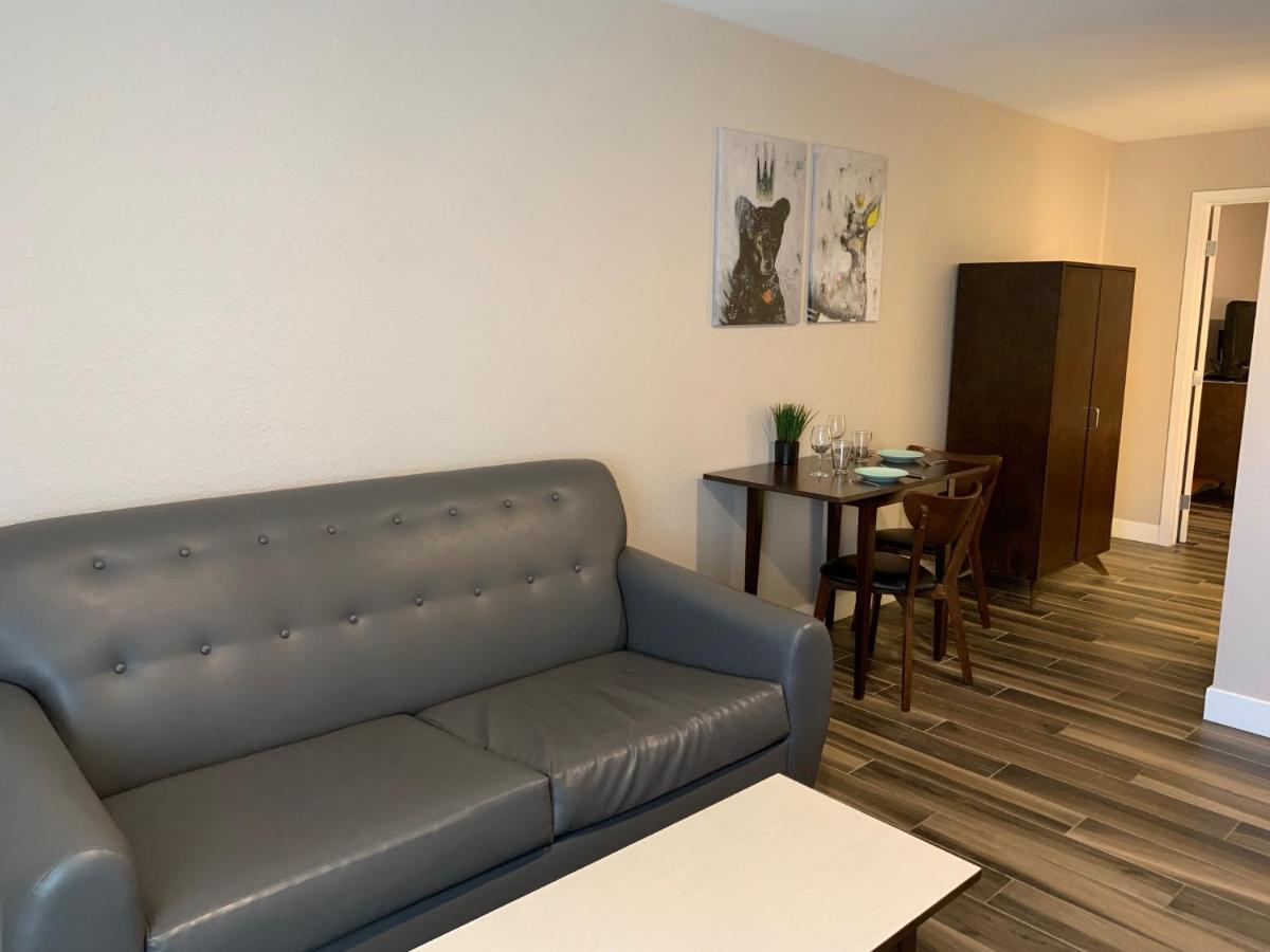 Solis Place In Old Town Motel